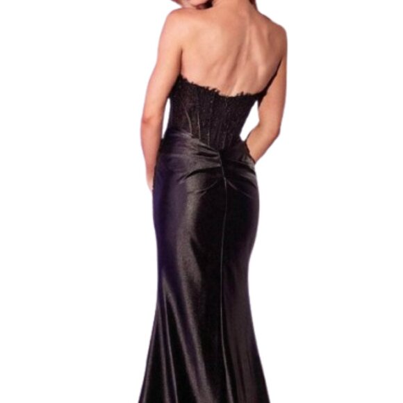 Elegant Black Prom Dress - Picture 3 of 6